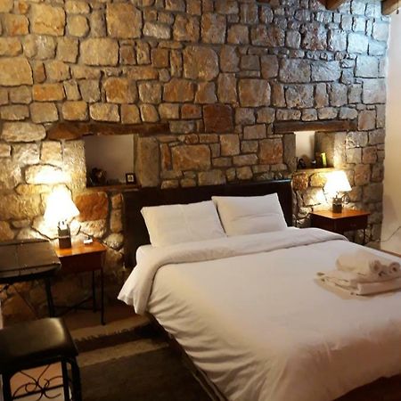 Niriides Apartment Galaxidi Luaran gambar