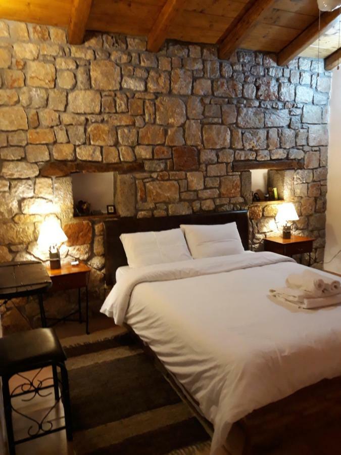 Niriides Apartment Galaxidi Luaran gambar